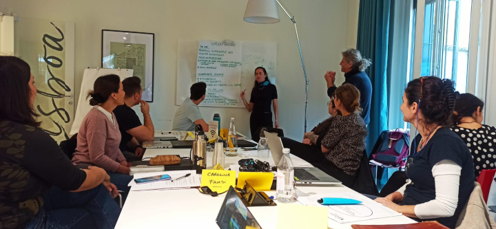 No PLANET B. Unir ciencia y sociedad para fomentar estrategias de transici&oacute;n integradoras.