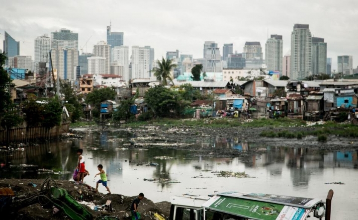 "Una econom&iacute;a al servicio del 1%", la respuesta en cifras de Intermon Oxfam al Foro de Davos